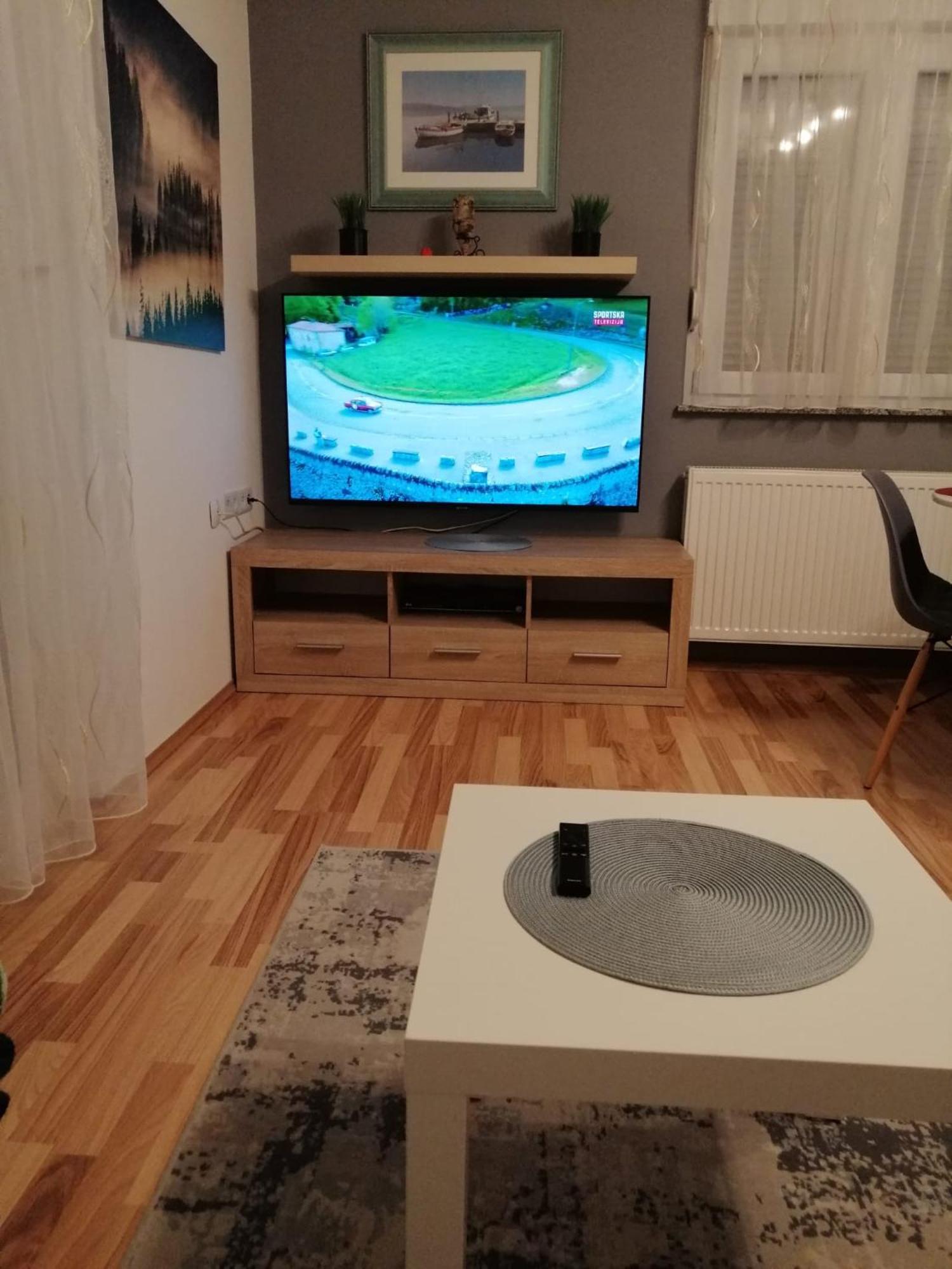 Apartman Trio Maksimir Zagabria Esterno foto