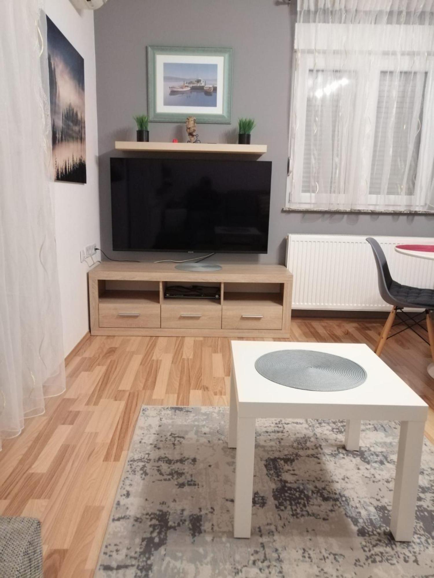 Apartman Trio Maksimir Zagabria Esterno foto