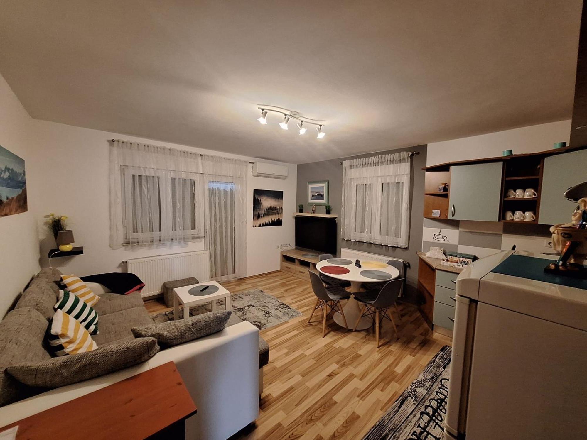 Apartman Trio Maksimir Zagabria Esterno foto